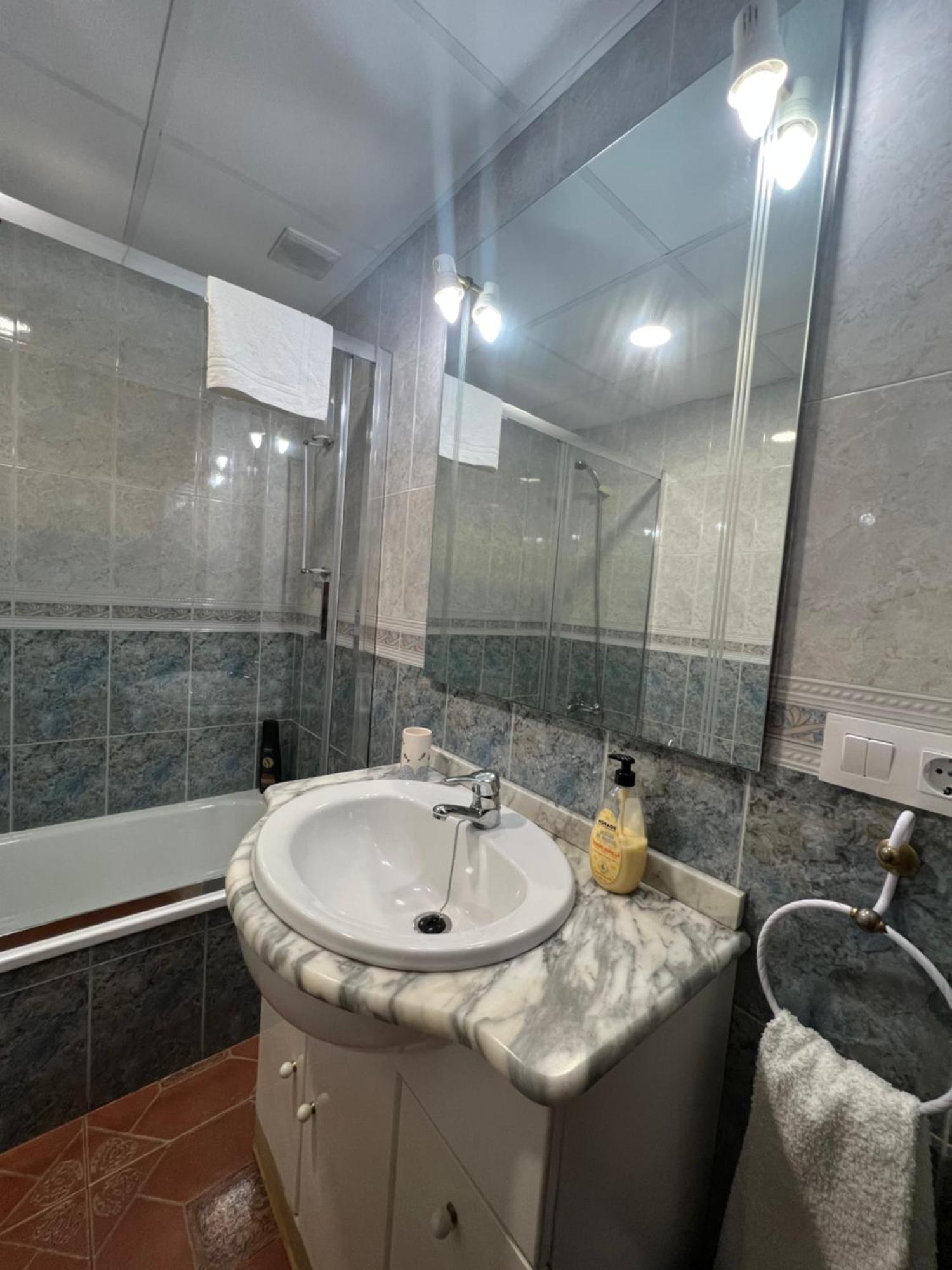 Apartamento La Muralla コルドバ エクステリア 写真